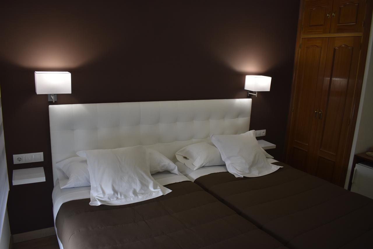 Hostal El Rocio Paracuellos de Jarama Exteriér fotografie